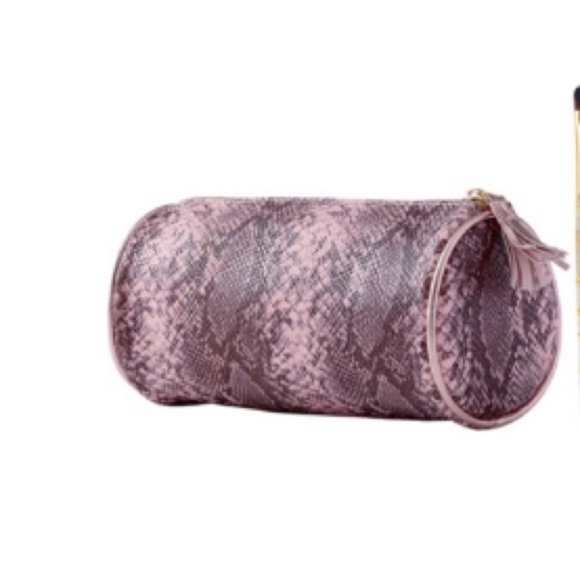 Ulta Beauty 10 Piece Gift Set - Picture 2 of 7